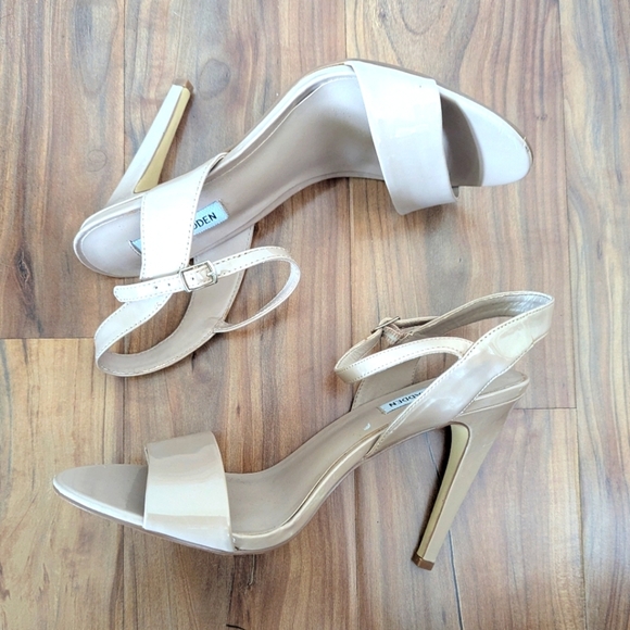 Steve Madden Nude Heels Women's 9.5 Ankle Sandal Closure Open Toe Shiny 5" Heel - Picture 4 of 7